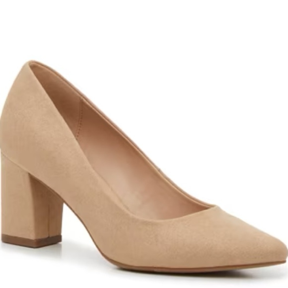 Kelly & Katie Tan Block Heel Pumps